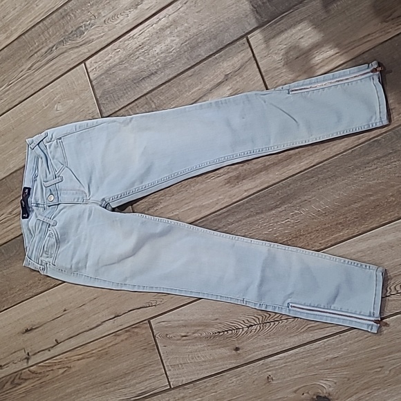 Hollister Jeans 0 - Picture 2 of 6